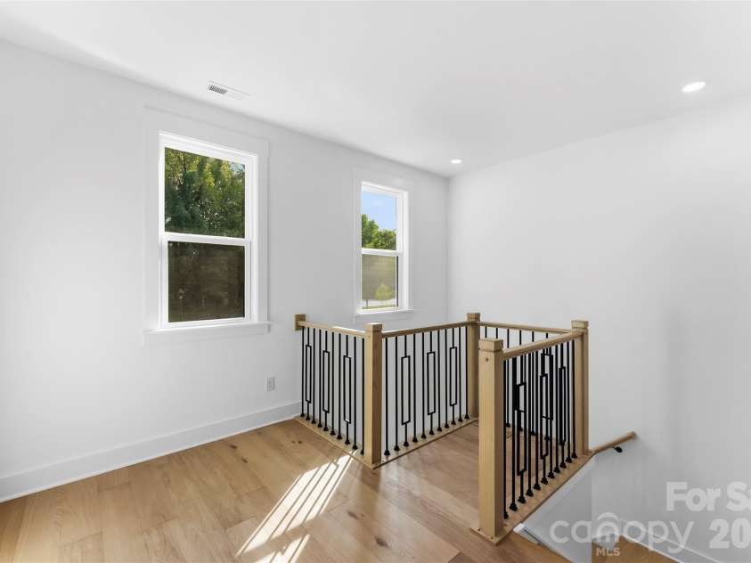209 Parkdale Drive, Belmont, NC 28012.  MLS# CAR4422929, YatesRealty ID 49701. 