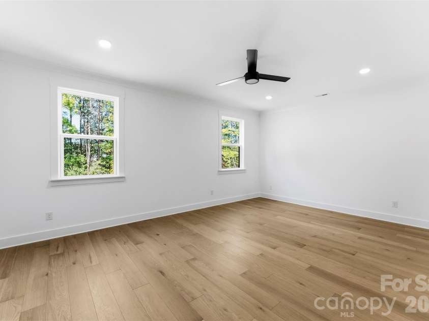 209 Parkdale Drive, Belmont, NC 28012.  MLS# CAR4422929, YatesRealty ID 49701. Primary bedroom