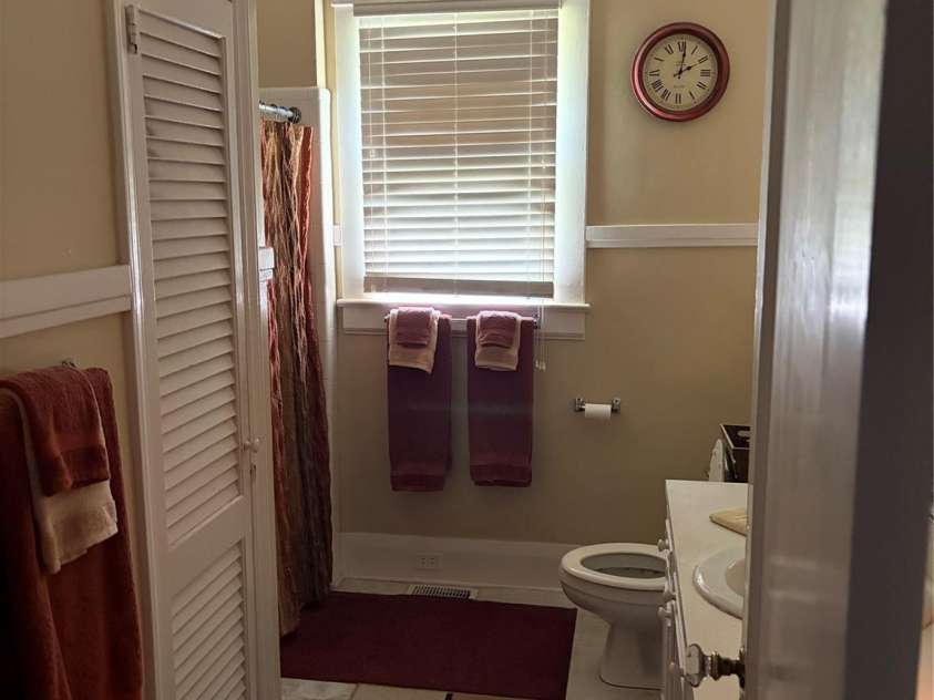411 Morven Road, Wadesboro, NC 28170.  MLS# CAR4422702, YatesRealty ID 49703. 
