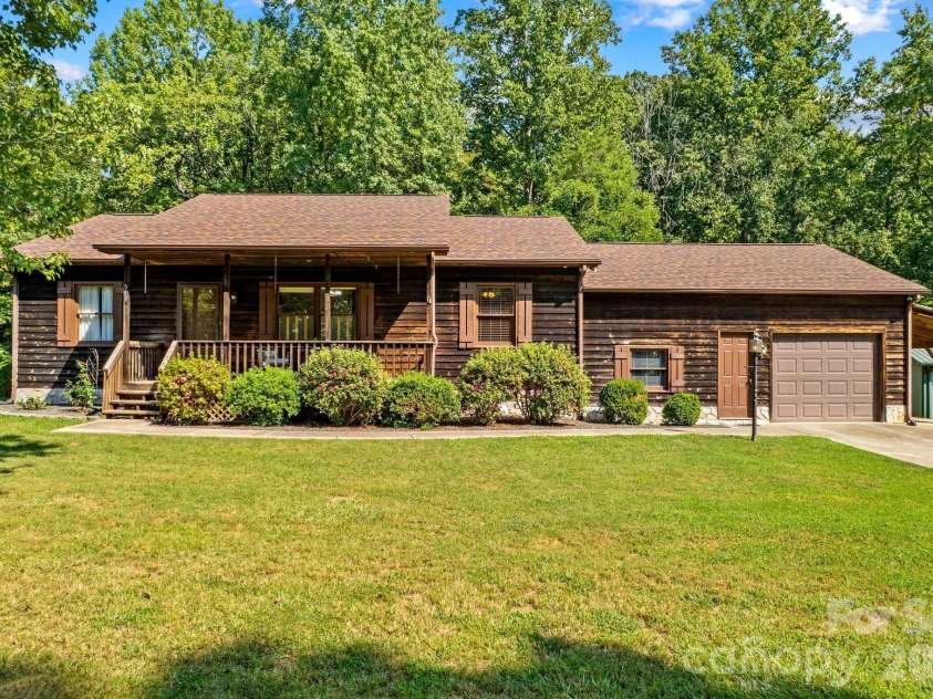 513 Snider Street, Salisbury, NC 28144.  MLS# CAR4421649, YatesRealty ID 49709. 