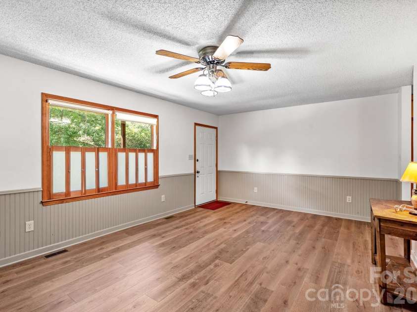 513 Snider Street, Salisbury, NC 28144.  MLS# CAR4421649, YatesRealty ID 49709. 