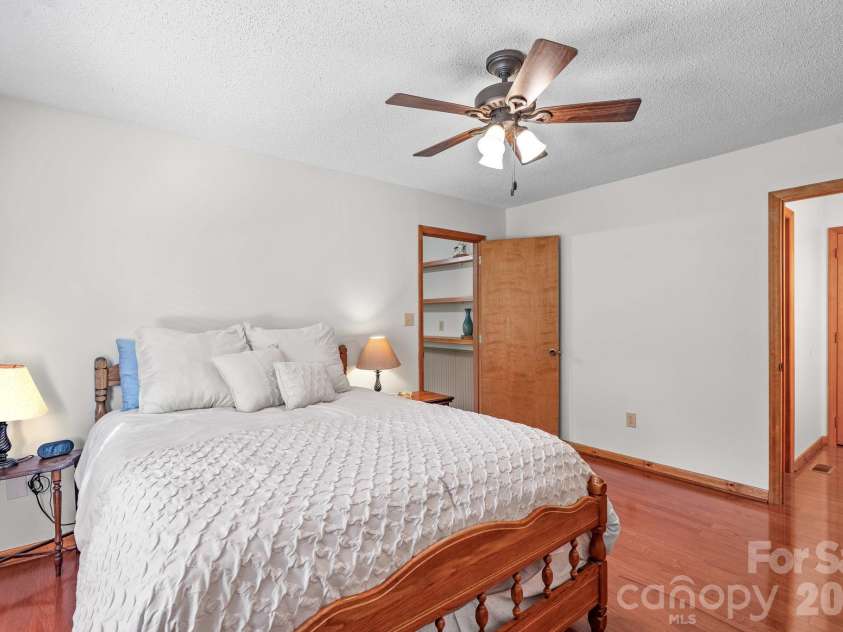513 Snider Street, Salisbury, NC 28144.  MLS# CAR4421649, YatesRealty ID 49709. 