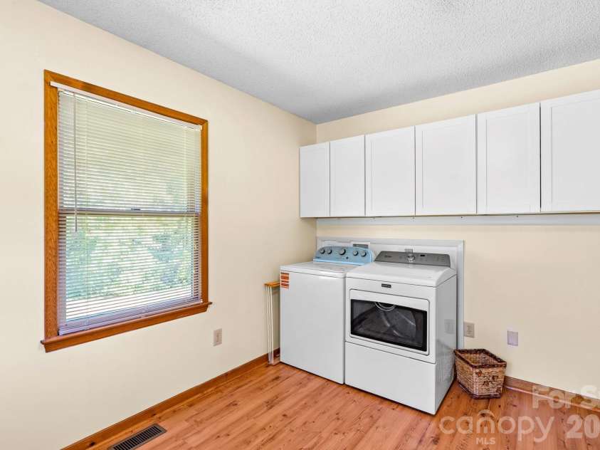 513 Snider Street, Salisbury, NC 28144.  MLS# CAR4421649, YatesRealty ID 49709. 