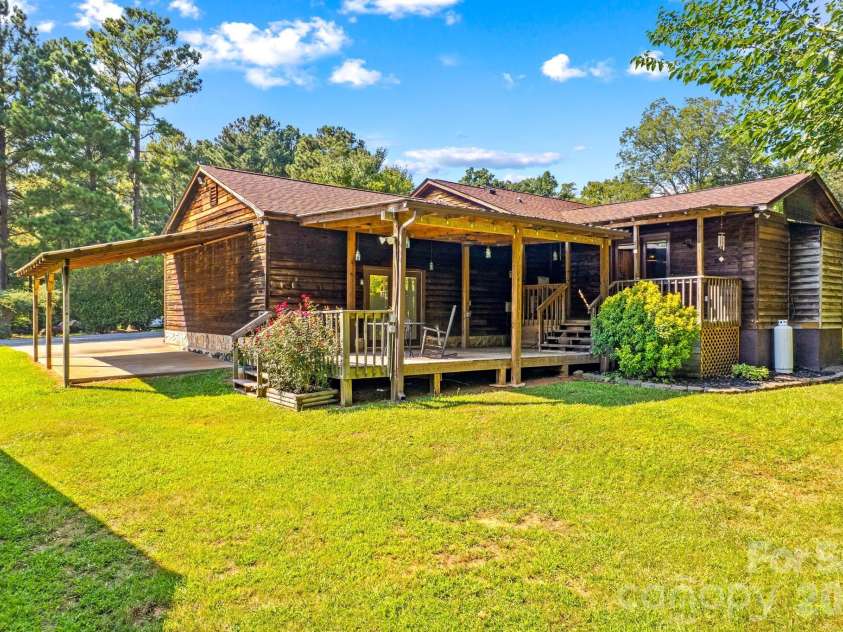 513 Snider Street, Salisbury, NC 28144.  MLS# CAR4421649, YatesRealty ID 49709. 
