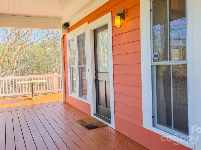 20 Spicebush Lane, Weaverville, NC 28787.  MLS# CAR4228487, YatesRealty ID 4971. 