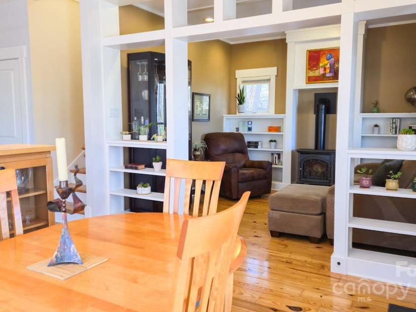 20 Spicebush Lane, Weaverville, NC 28787.  MLS# CAR4228487, YatesRealty ID 4971. 