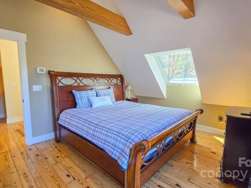 20 Spicebush Lane, Weaverville, NC 28787.  MLS# CAR4228487, YatesRealty ID 4971. 