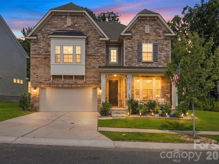 2705 Suffolk Place, Fort Mill, SC 29715.  MLS# CAR4398709, YatesRealty ID 49710. 