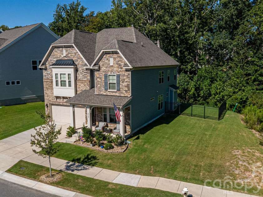 2705 Suffolk Place, Fort Mill, SC 29715.  MLS# CAR4398709, YatesRealty ID 49710. 