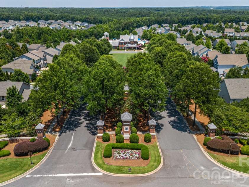 2705 Suffolk Place, Fort Mill, SC 29715.  MLS# CAR4398709, YatesRealty ID 49710. 