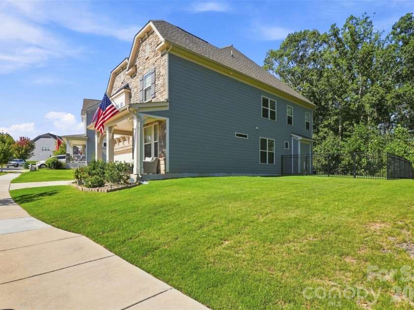 2705 Suffolk Place, Fort Mill, SC 29715.  MLS# CAR4398709, YatesRealty ID 49710. 
