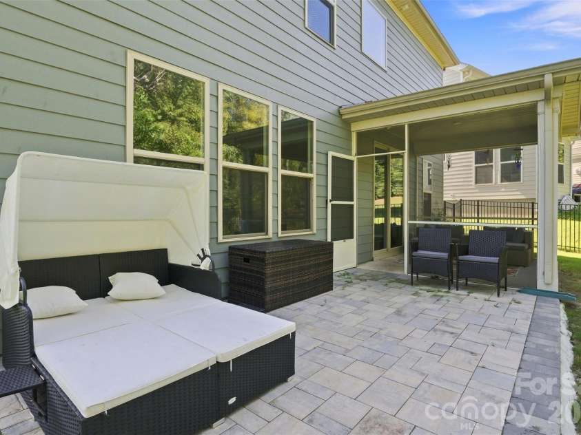 2705 Suffolk Place, Fort Mill, SC 29715.  MLS# CAR4398709, YatesRealty ID 49710. 