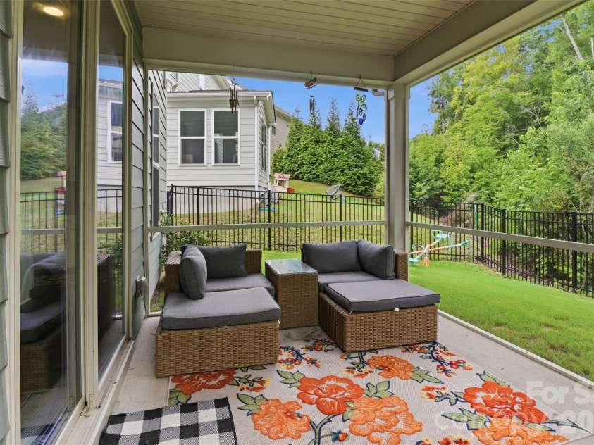 2705 Suffolk Place, Fort Mill, SC 29715.  MLS# CAR4398709, YatesRealty ID 49710. 