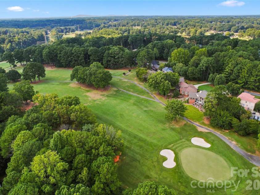 8007 Glen Abbey Circle, Stanley, NC 28164.  MLS# CAR4423031, YatesRealty ID 49712. 
