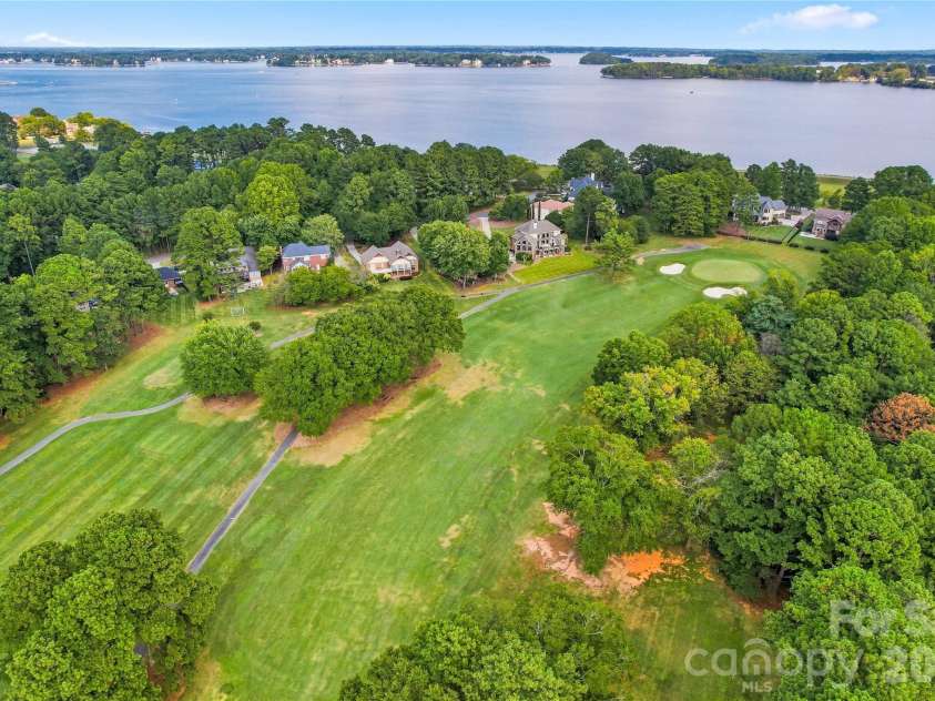 8007 Glen Abbey Circle, Stanley, NC 28164.  MLS# CAR4423031, YatesRealty ID 49712. 