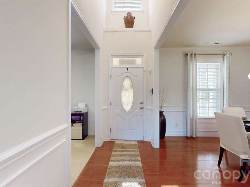 6005 Lillyshire Place, Charlotte, NC 28213.  MLS# CAR4422829, YatesRealty ID 49713. 