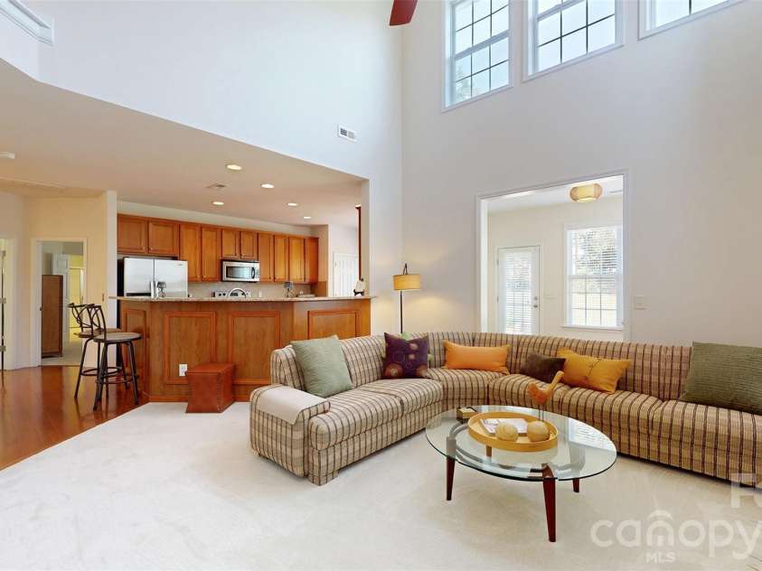 6005 Lillyshire Place, Charlotte, NC 28213.  MLS# CAR4422829, YatesRealty ID 49713. 