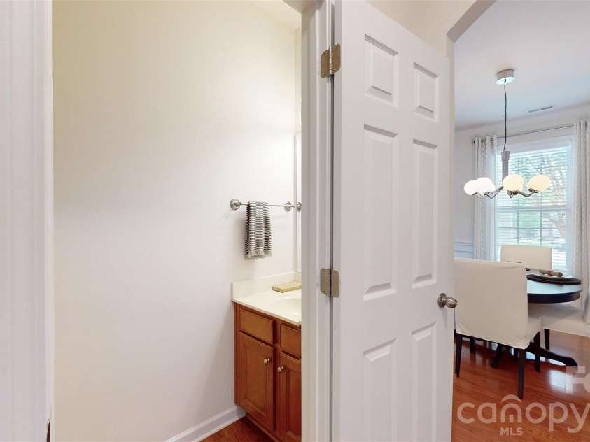 6005 Lillyshire Place, Charlotte, NC 28213.  MLS# CAR4422829, YatesRealty ID 49713. 