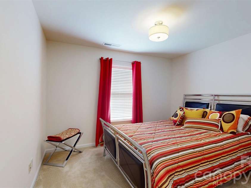 6005 Lillyshire Place, Charlotte, NC 28213.  MLS# CAR4422829, YatesRealty ID 49713. 