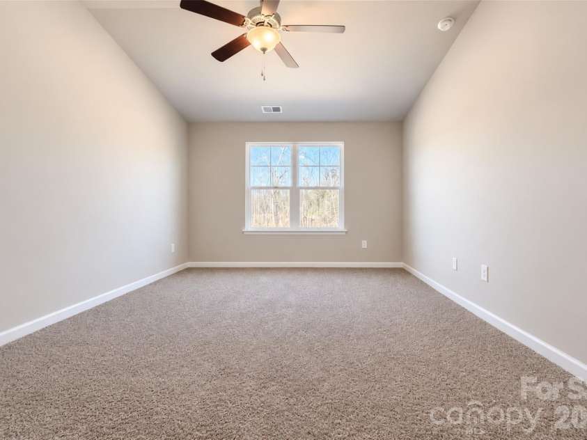 3031 Aberleaf Lane, Charlotte, NC 28227.  MLS# CAR4423203, YatesRealty ID 49714. 