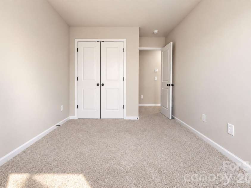 3031 Aberleaf Lane, Charlotte, NC 28227.  MLS# CAR4423203, YatesRealty ID 49714. 