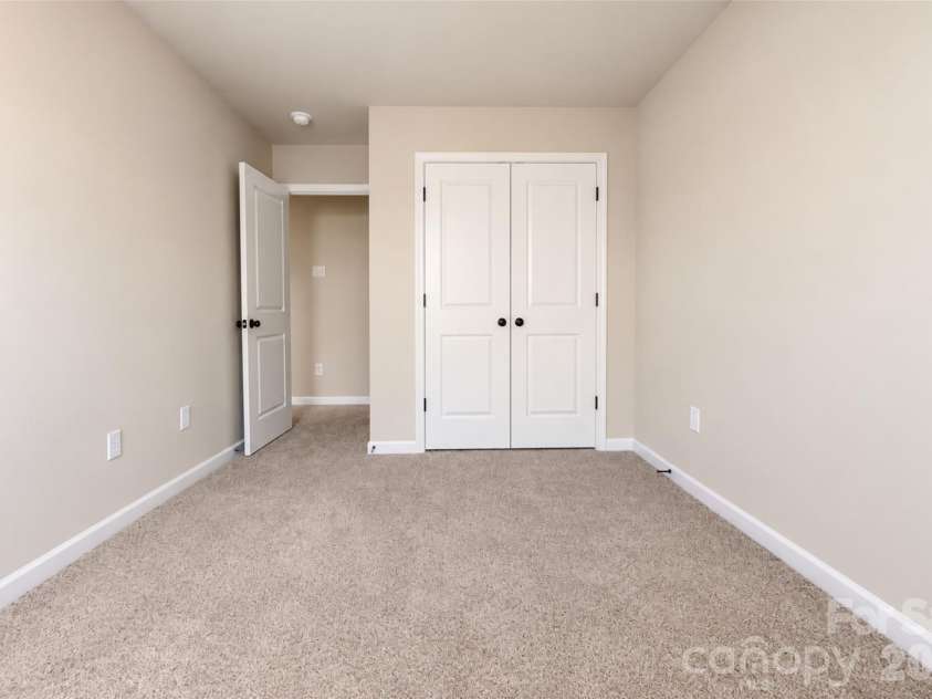 3031 Aberleaf Lane, Charlotte, NC 28227.  MLS# CAR4423203, YatesRealty ID 49714. 