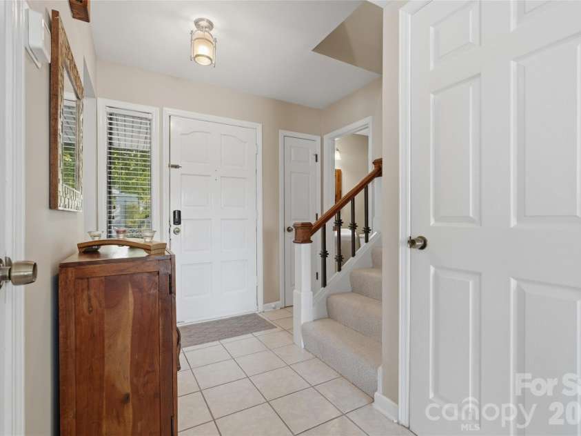 11531 Turn Stone Court, Charlotte, NC 28226.  MLS# CAR4422419, YatesRealty ID 49715. 