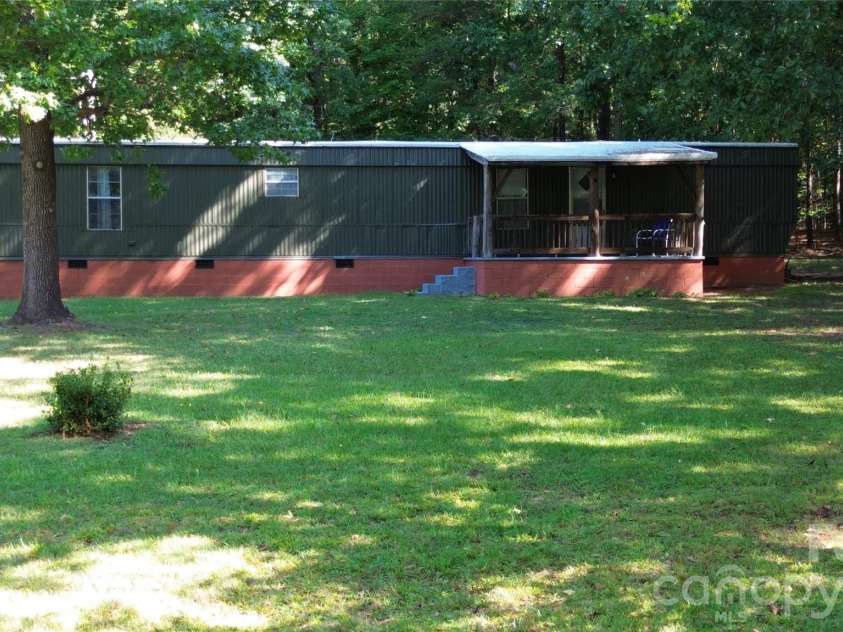6676 Lineberger Road, Denver, NC 28037.  MLS# CAR4422980, YatesRealty ID 49717. 