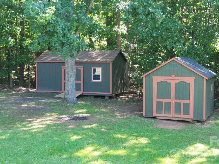 6676 Lineberger Road, Denver, NC 28037.  MLS# CAR4422980, YatesRealty ID 49717. 