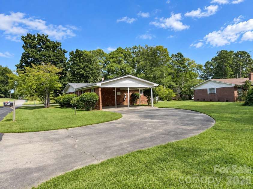506 Elm Street, Norwood, NC 28128.  MLS# CAR4422927, YatesRealty ID 49718. 