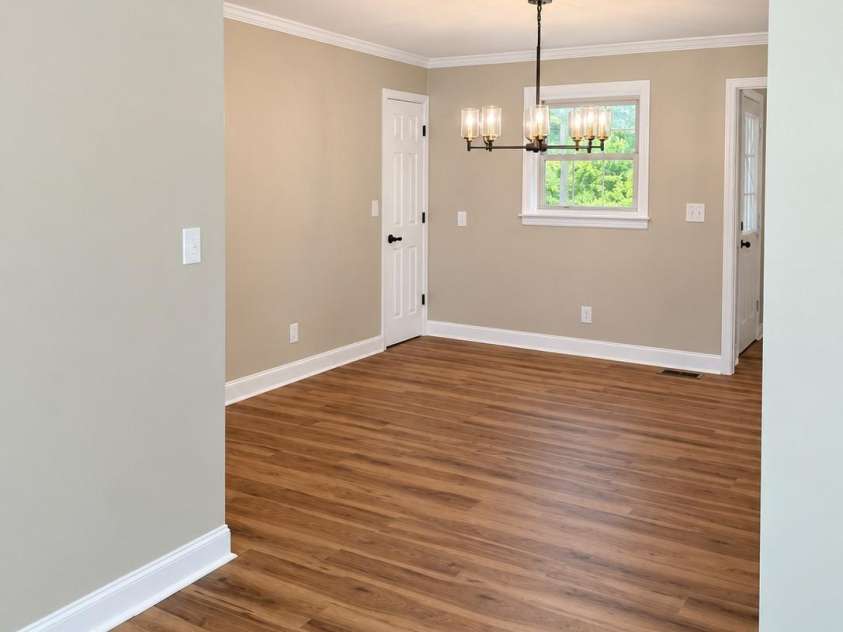 506 Elm Street, Norwood, NC 28128.  MLS# CAR4422927, YatesRealty ID 49718. Dining area