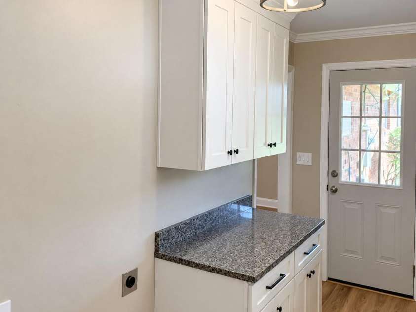 506 Elm Street, Norwood, NC 28128.  MLS# CAR4422927, YatesRealty ID 49718. Laundry Room