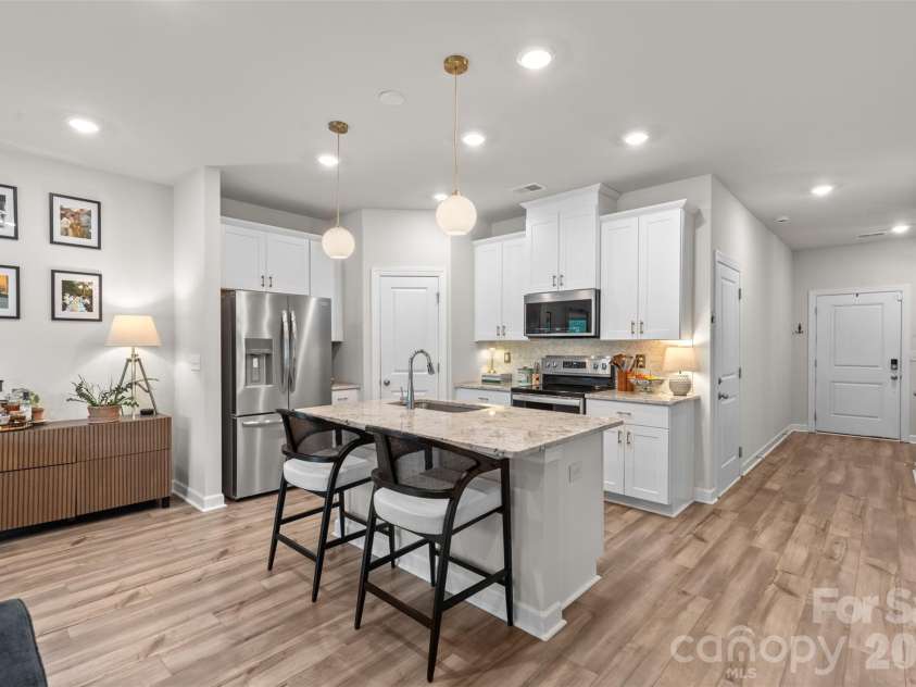 524 Tayberry Lane, Fort Mill, SC 29715.  MLS# CAR4420394, YatesRealty ID 49719. 