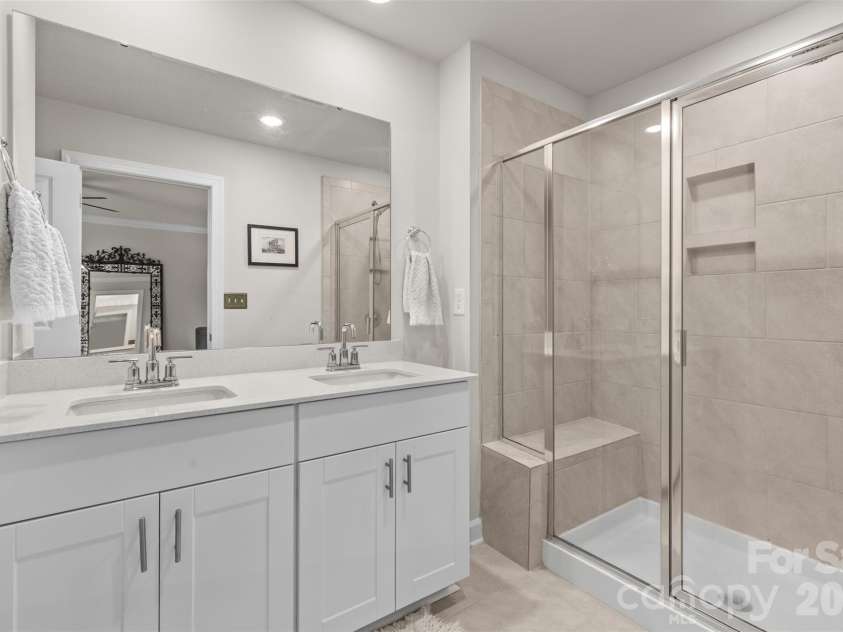 524 Tayberry Lane, Fort Mill, SC 29715.  MLS# CAR4420394, YatesRealty ID 49719. 