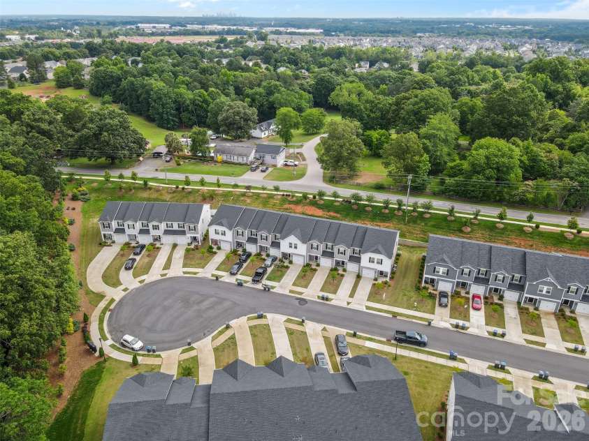 524 Tayberry Lane, Fort Mill, SC 29715.  MLS# CAR4420394, YatesRealty ID 49719. 