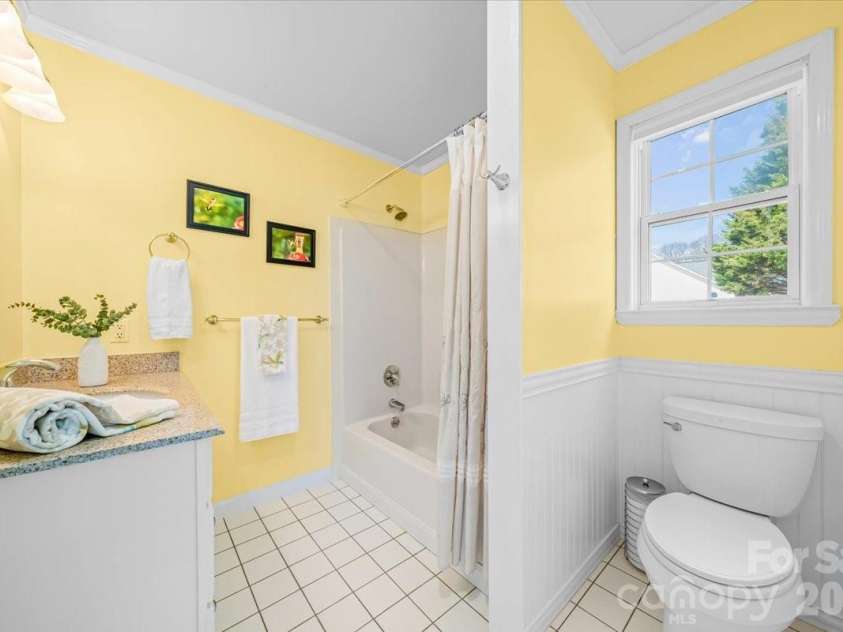16601 Jefferson Place, Fort Mill, SC 29708.  MLS# CAR4351321, YatesRealty ID 4972. Full Bathroom on Main Floor