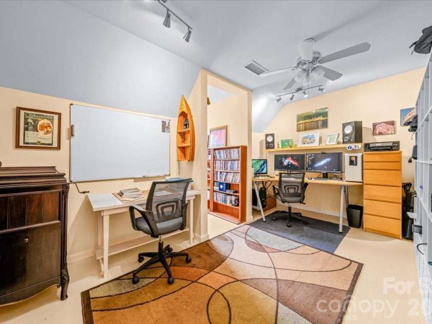 16601 Jefferson Place, Fort Mill, SC 29708.  MLS# CAR4351321, YatesRealty ID 4972. Office