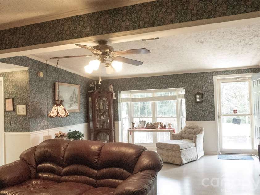 114 Tamer Road, Mooresville, NC 28117.  MLS# CAR4422602, YatesRealty ID 49724. 