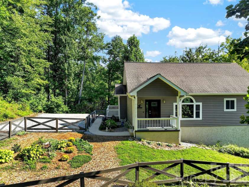 767 Hunnicut Mountain Road, Marion, NC 28752.  MLS# CAR4420437, YatesRealty ID 49727. 