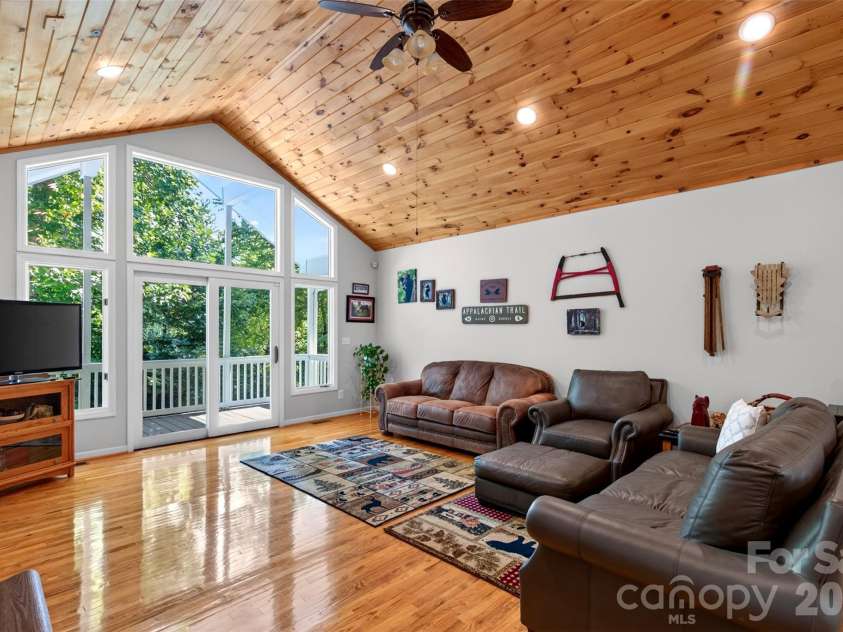 767 Hunnicut Mountain Road, Marion, NC 28752.  MLS# CAR4420437, YatesRealty ID 49727. 
