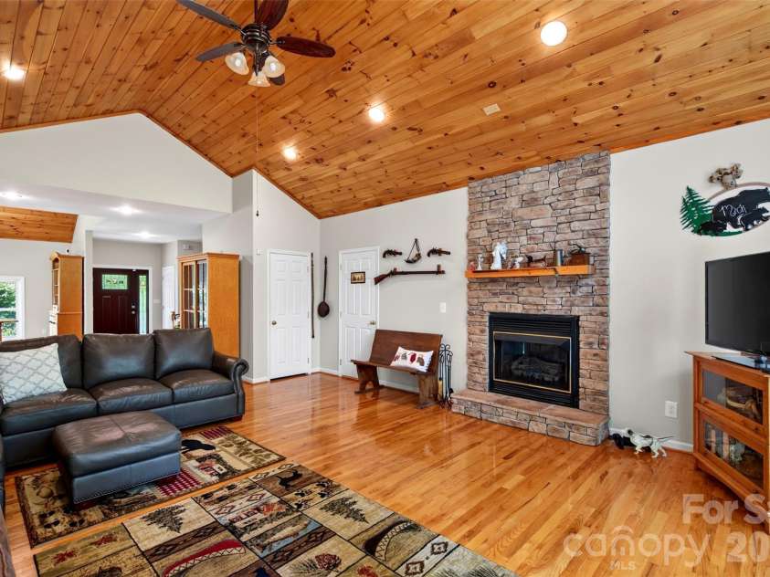 767 Hunnicut Mountain Road, Marion, NC 28752.  MLS# CAR4420437, YatesRealty ID 49727. 