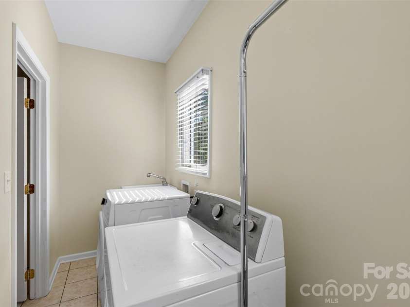 767 Hunnicut Mountain Road, Marion, NC 28752.  MLS# CAR4420437, YatesRealty ID 49727. 