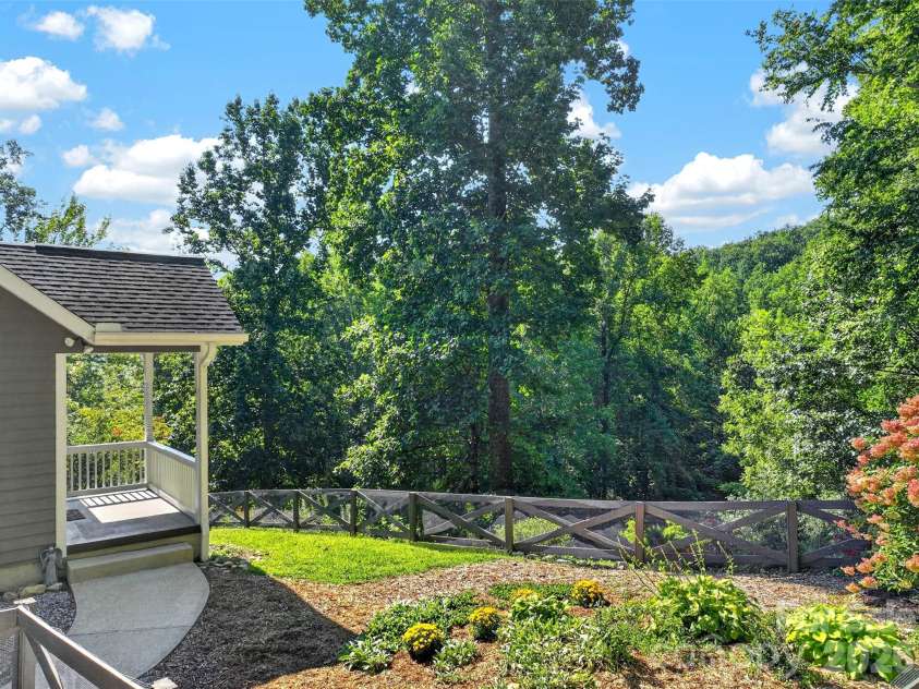 767 Hunnicut Mountain Road, Marion, NC 28752.  MLS# CAR4420437, YatesRealty ID 49727. 