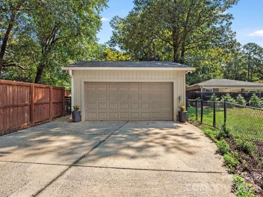 3717 Flowerfield Road, Charlotte, NC 28210.  MLS# CAR4423215, YatesRealty ID 49729. 