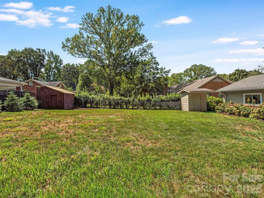 3717 Flowerfield Road, Charlotte, NC 28210.  MLS# CAR4423215, YatesRealty ID 49729. 