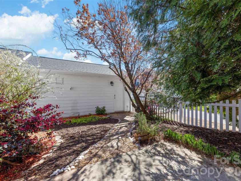 14918 Shinner Drive, Huntersville, NC 28078.  MLS# CAR4357804, YatesRealty ID 4973. Backyard - Garage Access