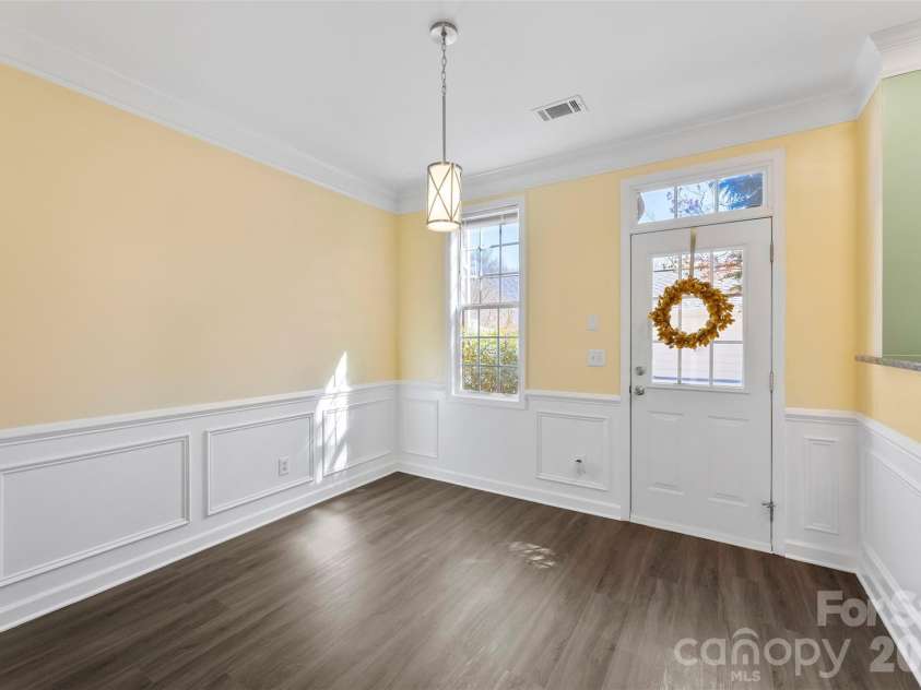 14918 Shinner Drive, Huntersville, NC 28078.  MLS# CAR4357804, YatesRealty ID 4973. Dining Room 