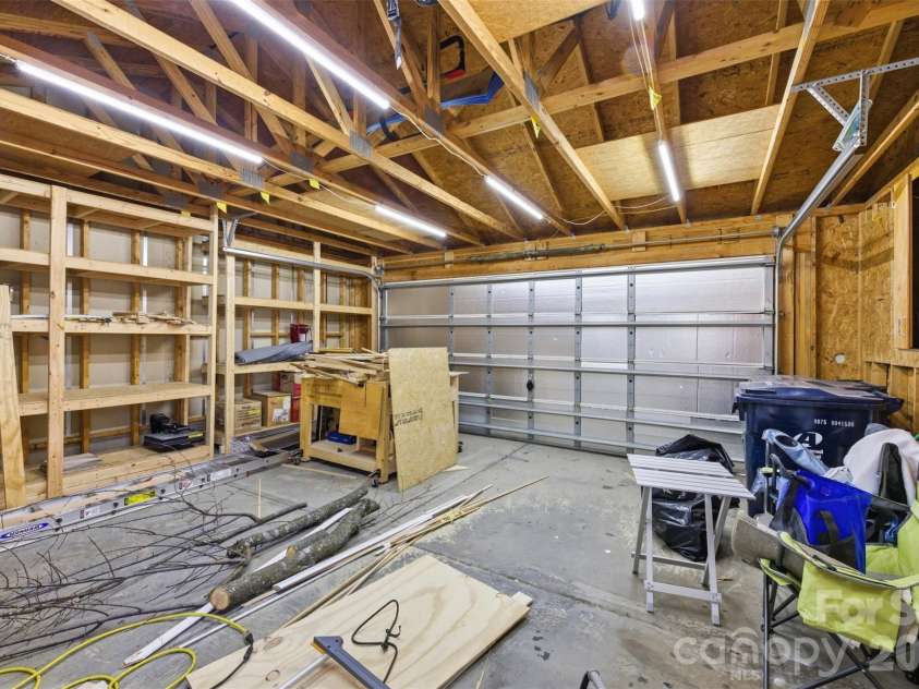 14918 Shinner Drive, Huntersville, NC 28078.  MLS# CAR4357804, YatesRealty ID 4973. Garage