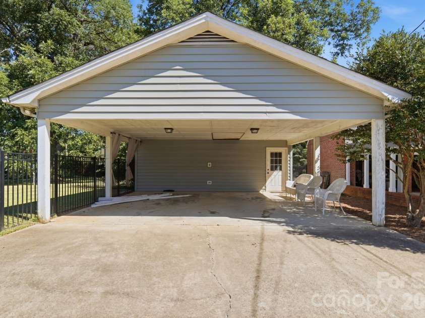 1351 Marion Street, Shelby, NC 28150.  MLS# CAR4423248, YatesRealty ID 49730. 
