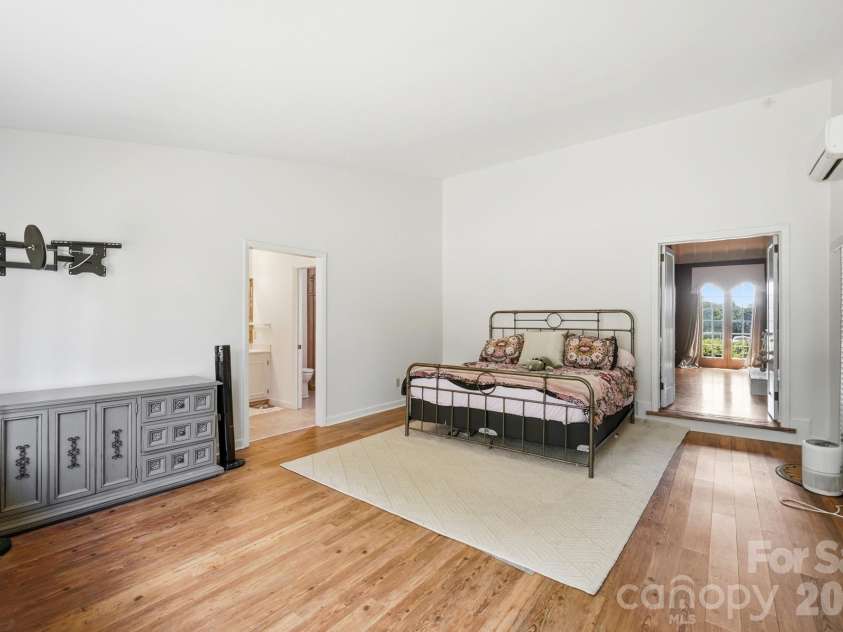 1351 Marion Street, Shelby, NC 28150.  MLS# CAR4423248, YatesRealty ID 49730. 